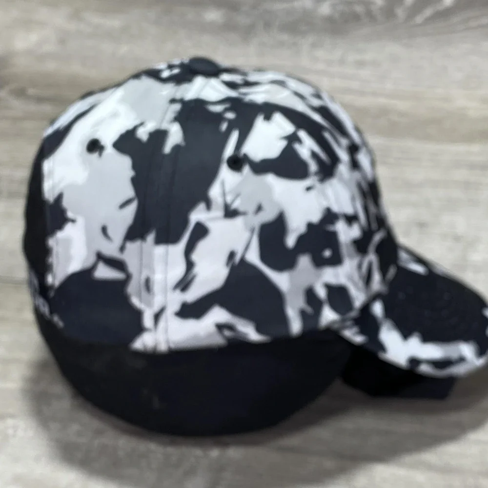 Under Armour Hat Cap Strap Back Youth OSFM Black White Camo Camouflage Polyester